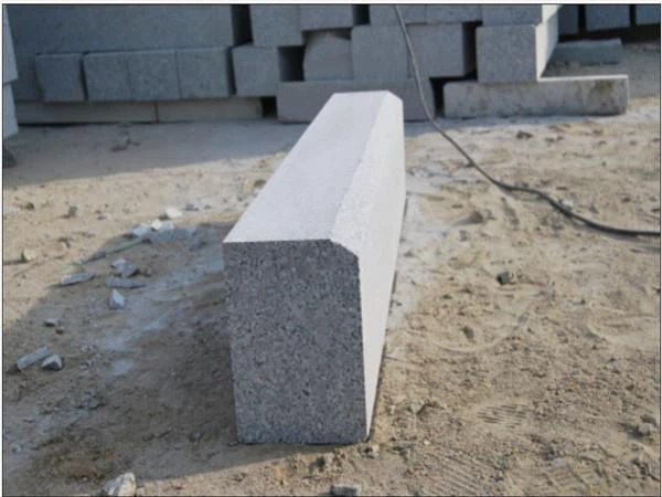 G341 grey granite kerb