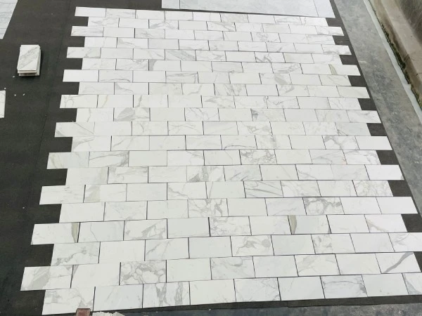 white marble subway tile