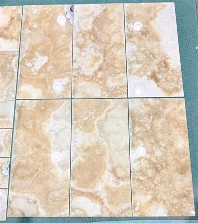 Gold Onyx -fliser